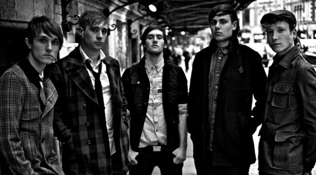 Promofoto von Concierto de Mallory Knox en Cambridge.