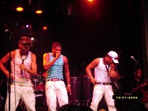 Fotografía promocional de Manolito Y Su Trabuco