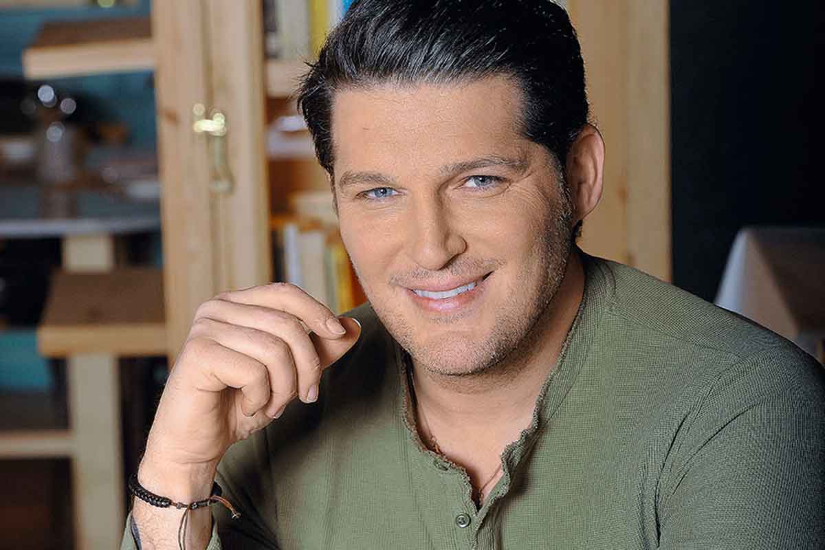 Fotografía promocional de Manu Tenorio