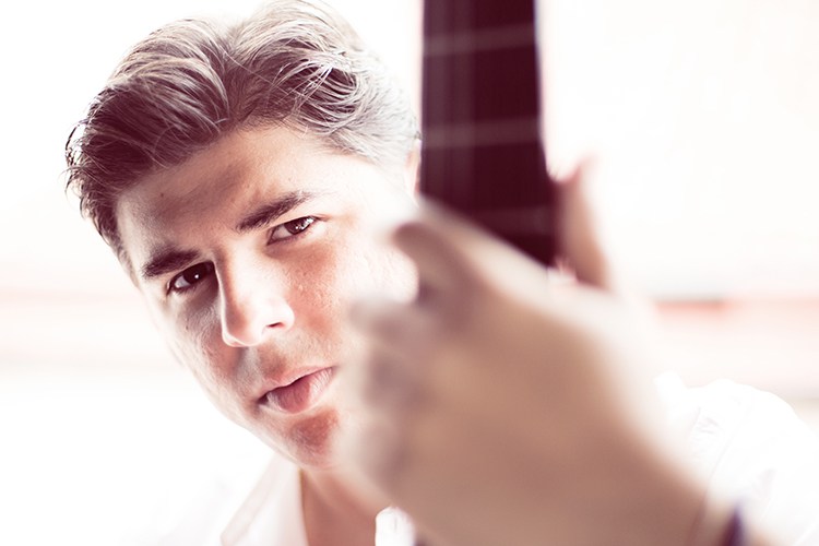 Promofoto von Manuel Valencia Medrano.