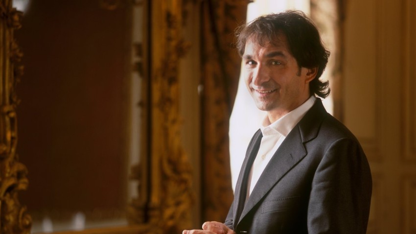 Fotografía promocional de Marco Armiliato