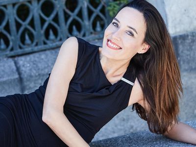 Promotional photograph of María Parra.