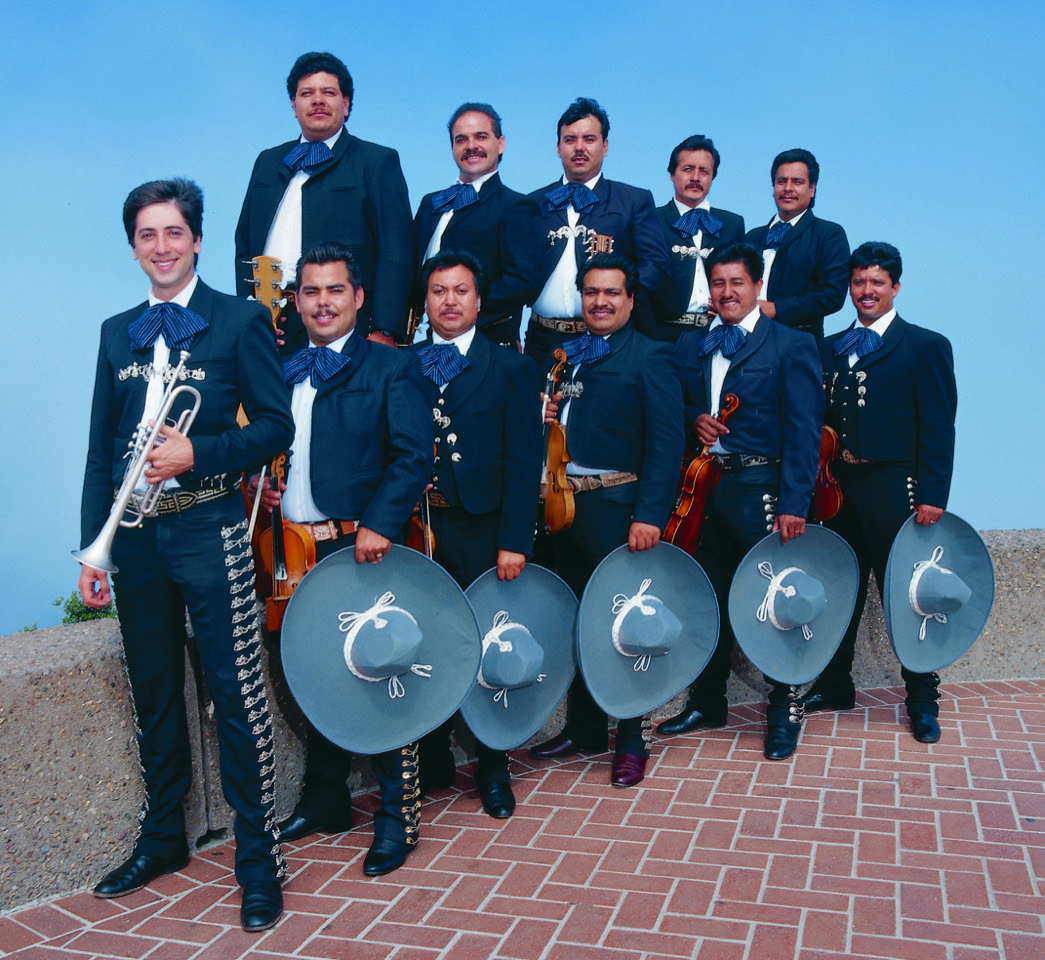 Fotografía promocional de Mariachi Champaña Nevin