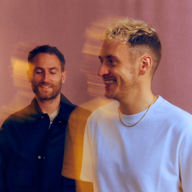 Promofoto von Maribou State.