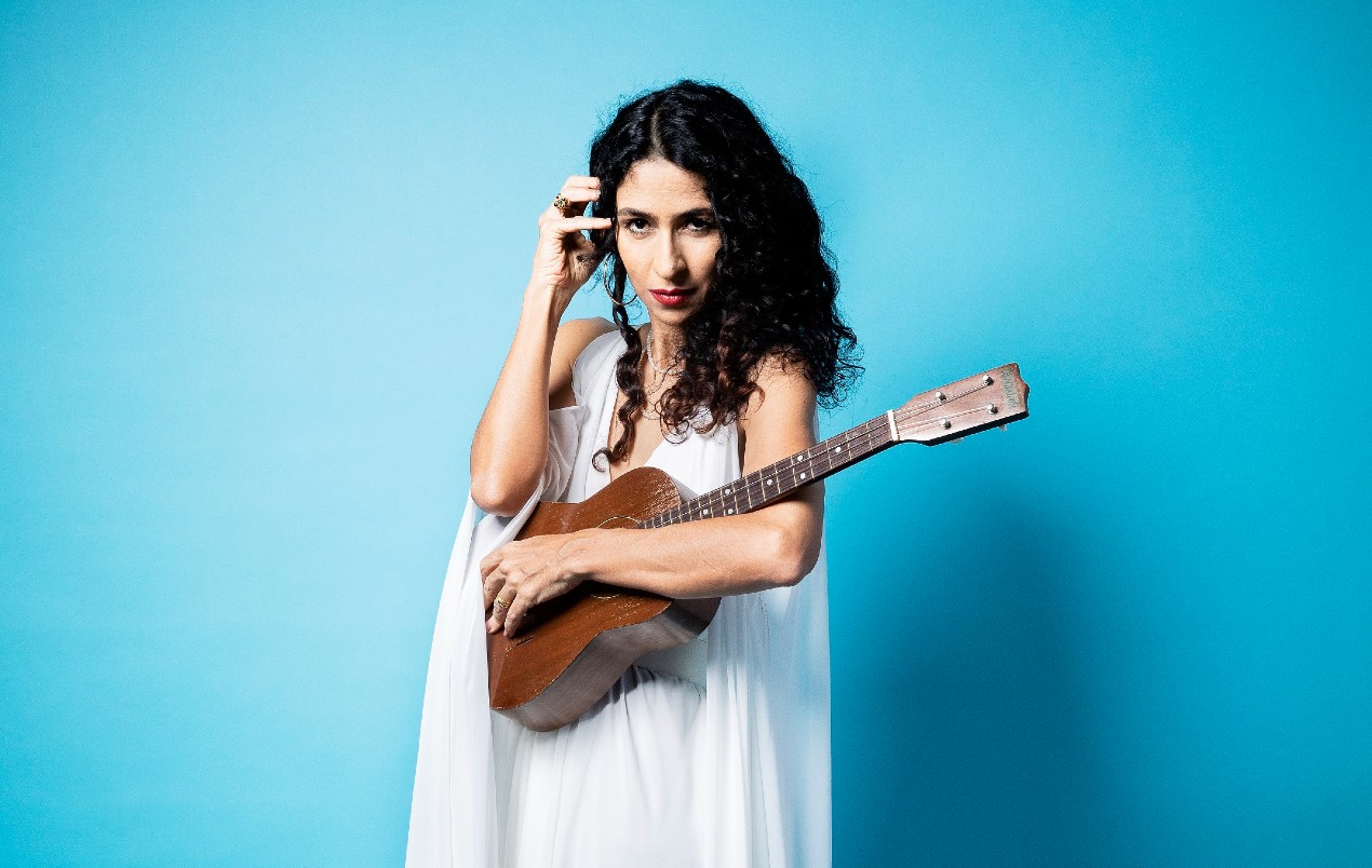 Fotografía promocional de Marisa Monte