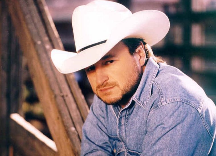 Fotografía promocional de Concierto de Mark Chesnutt en Columbus