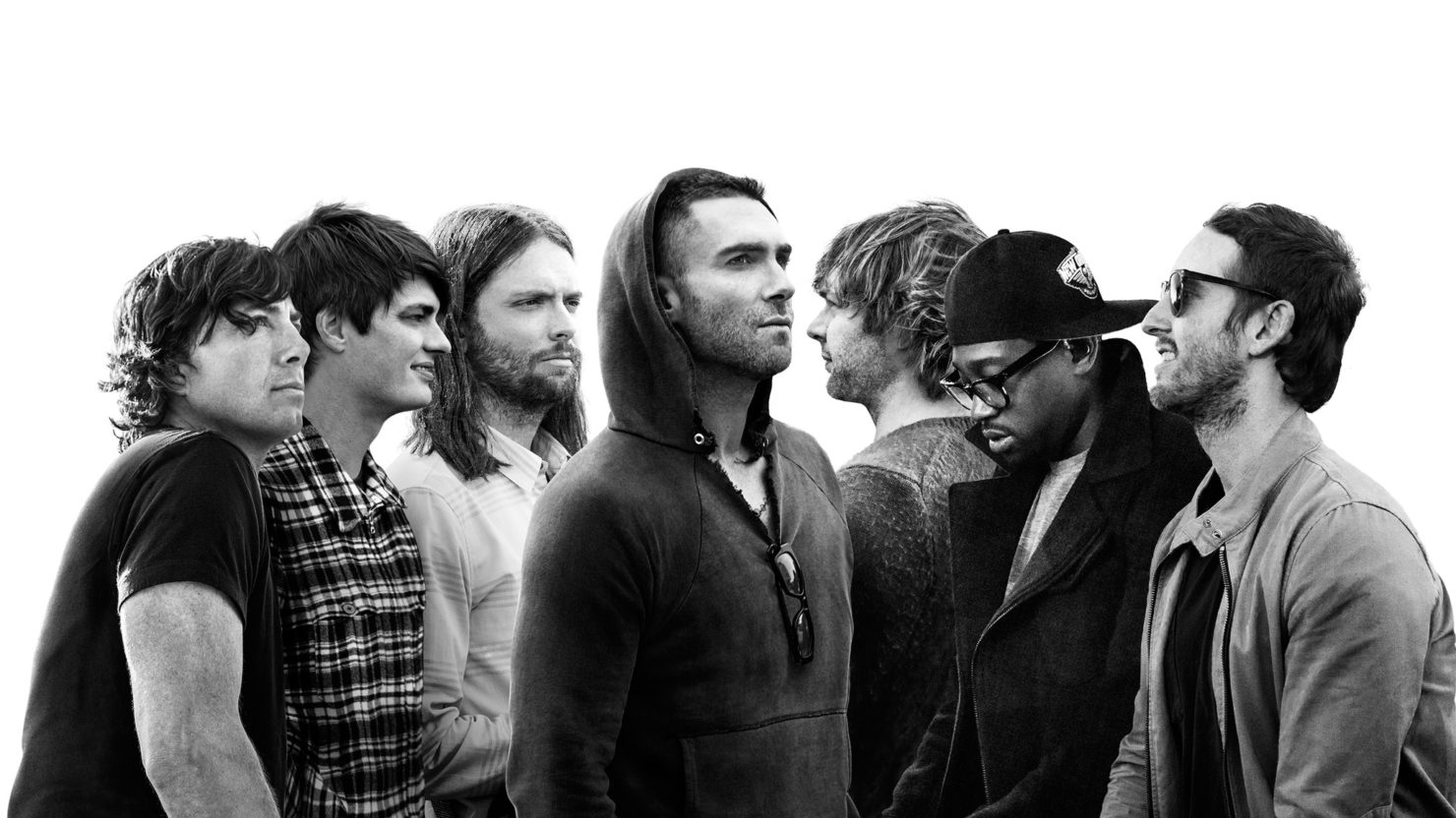 Promotional photograph of Maroon 5.