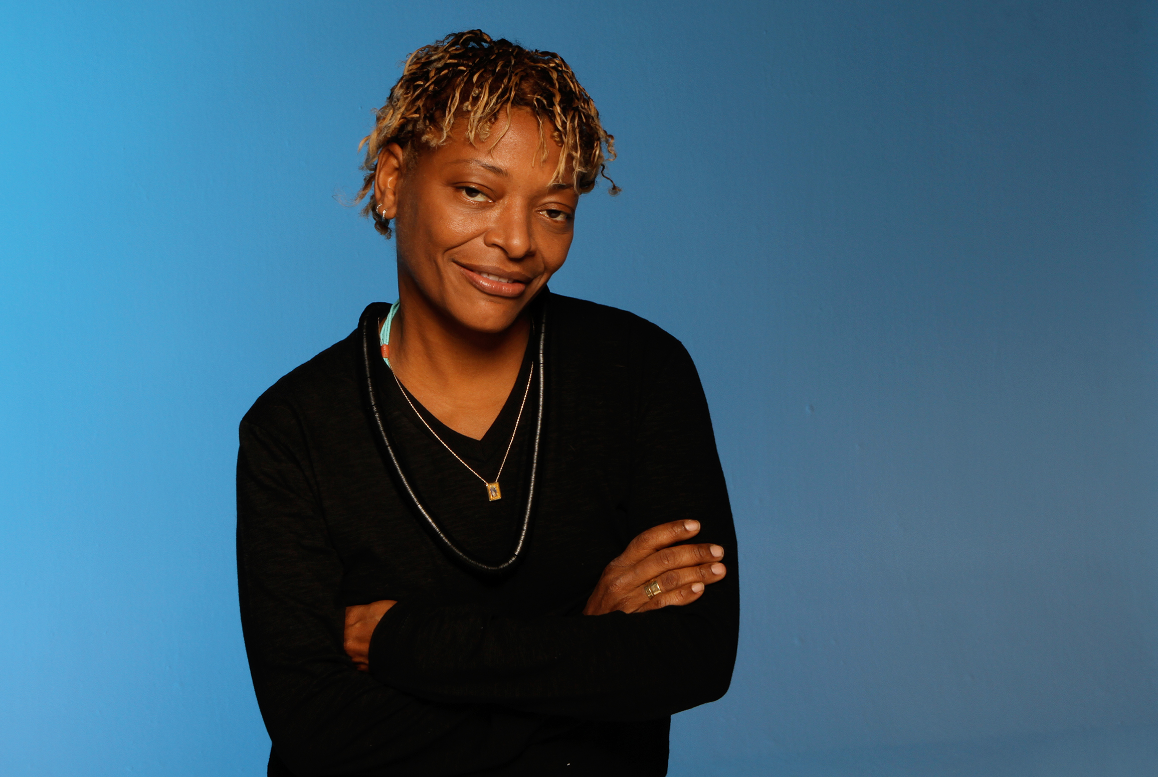 Promotional photograph of Mart'Nália.