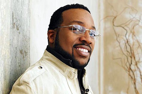 Promotional photograph of Marvin Sapp.