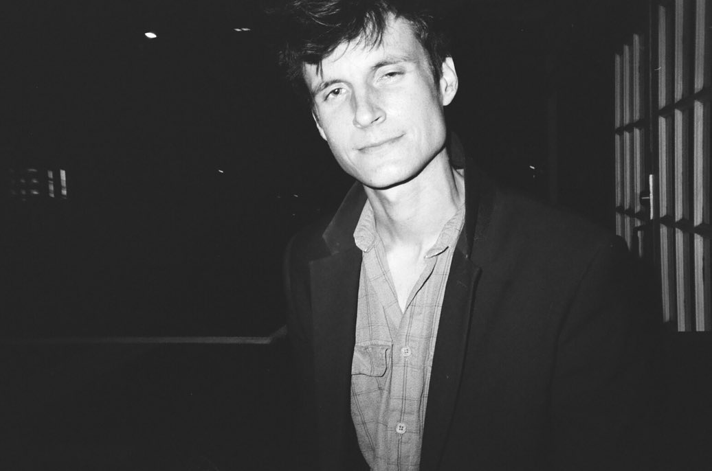 Fotografia promocional de Matchstick Johnny.