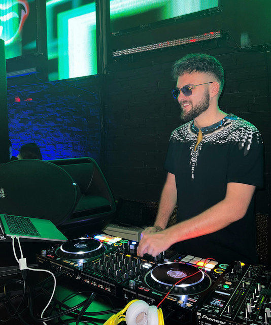 Fotografía promocional de Mateo