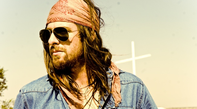 Promotional photograph of Matt Mays.