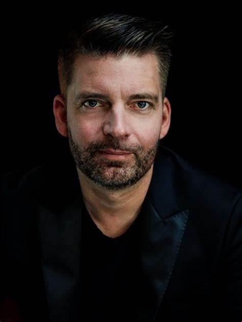 Fotografía promocional de Matthias Pintscher