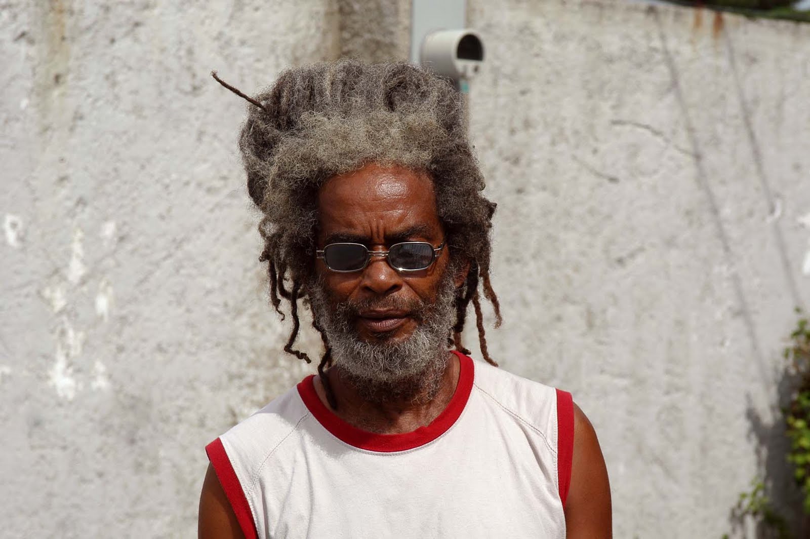 Fotografia promozionale di Max Romeo.