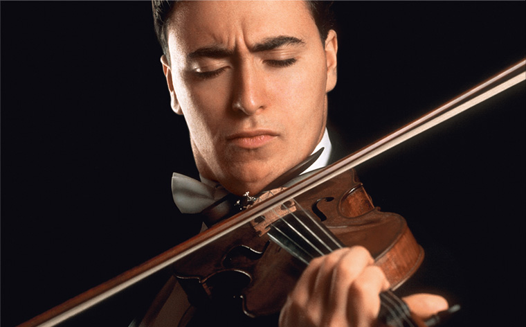 Promotional photograph of Maxim Vengerov.