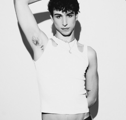 Fotografía promocional de Mayo