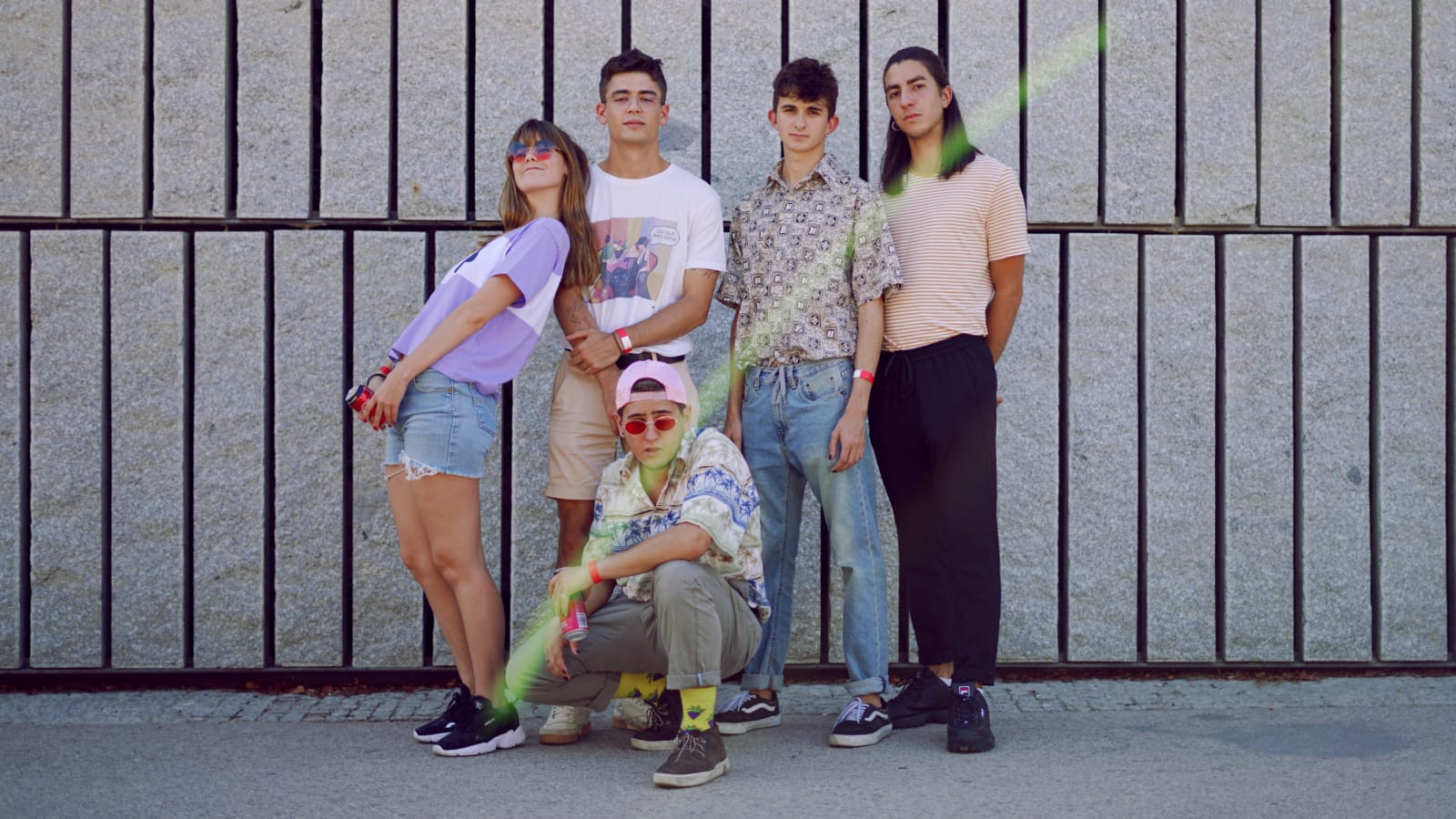 Promotional photograph of Mentira.