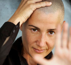 Fotografía promocional de Mercedes Peón