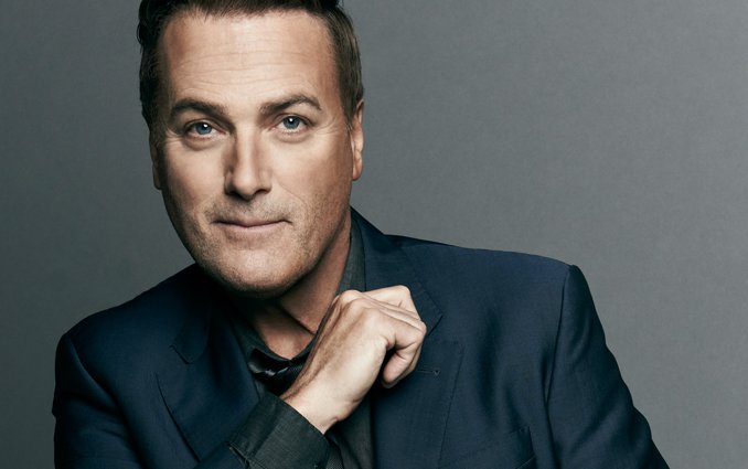Fotografía promocional de Michael W. Smith