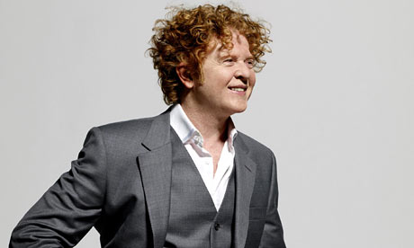 Promotional photograph of Mick Hucknall.