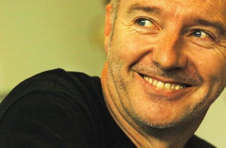 Promotional photograph of Concierto de Midge Ure en Glasgow.