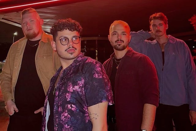 Fotografia promocional de Midnight Beverage.