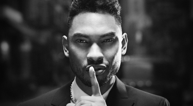 Fotografía promocional de Miguel