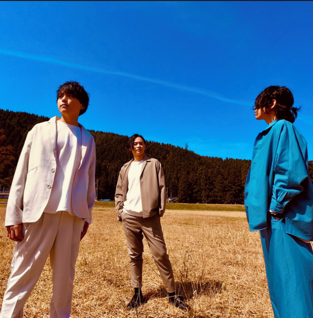 Promotional photograph of Mikage Project.