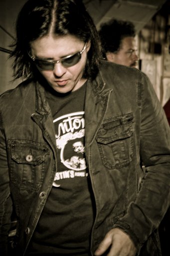 Fotografía promocional de Mike Farris