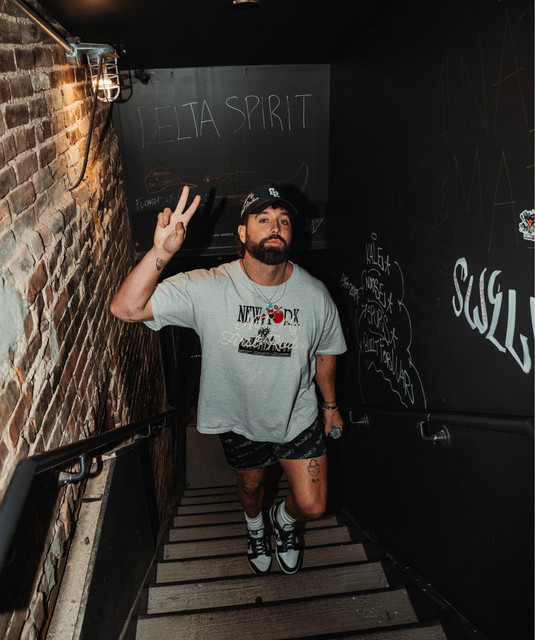 Fotografía promocional de Concierto de Mike. en Lawrence