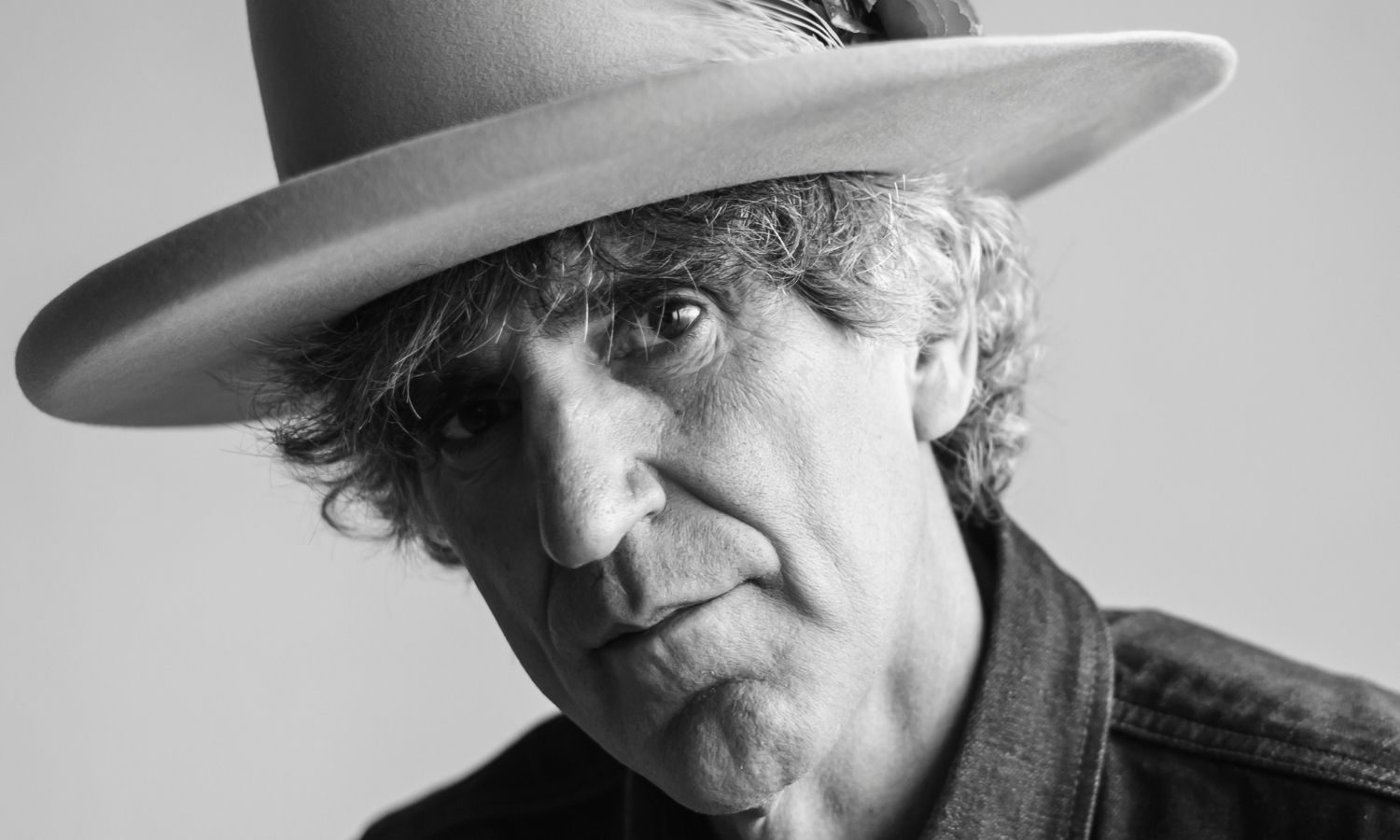 Fotografía promocional de Mikel Erentxun