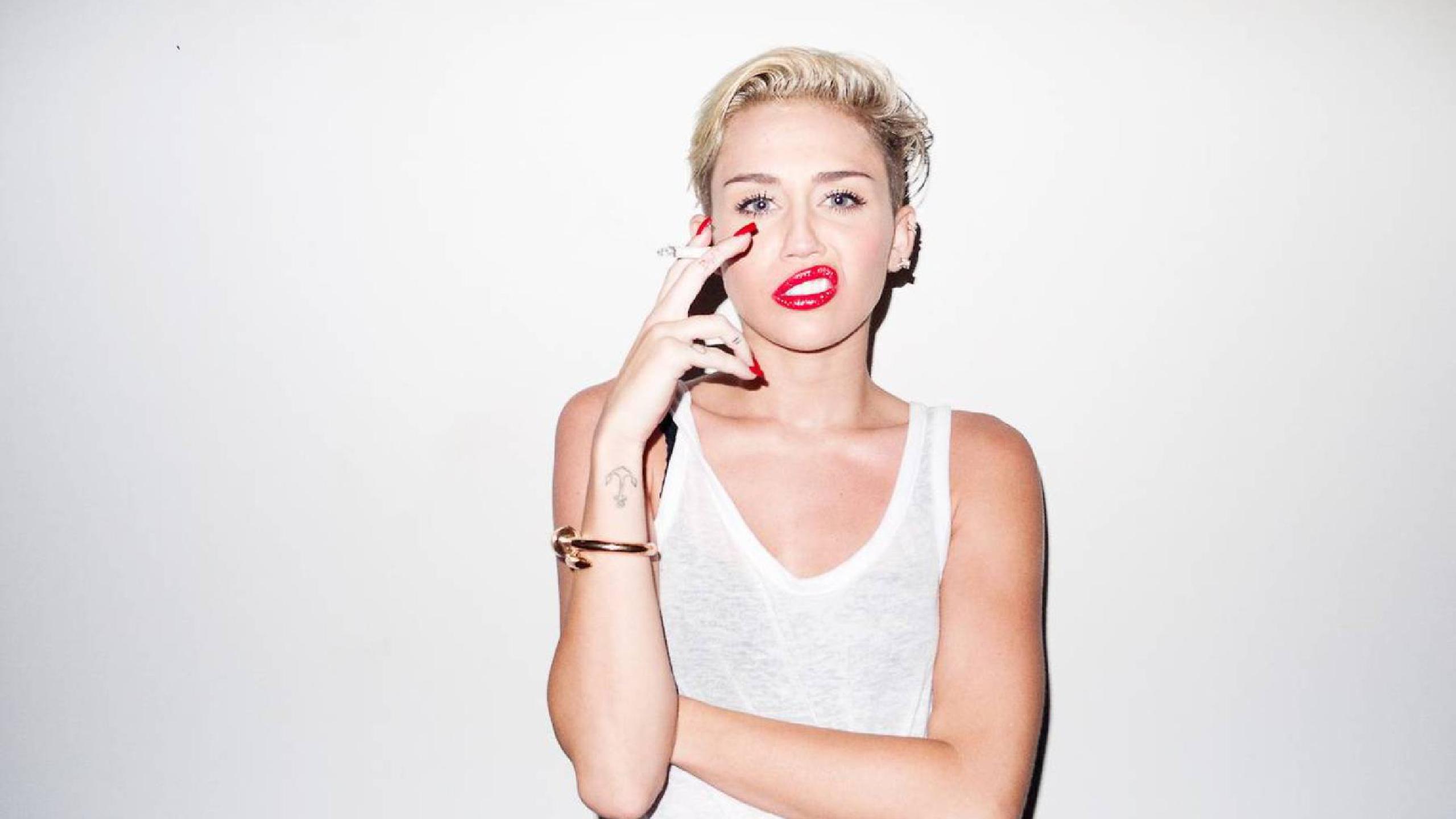 Miley Cyrus fechas de gira 2022 2023. Miley Cyrus entradas y conciertos