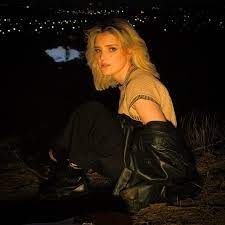 Fotografía promocional de Concierto de Milina en Newtown