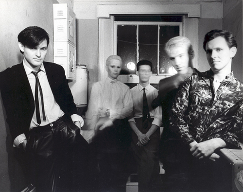 Fotografia promocional de Modern English.