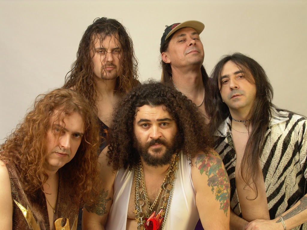 Fotografía promocional de Mojinos Escozíos