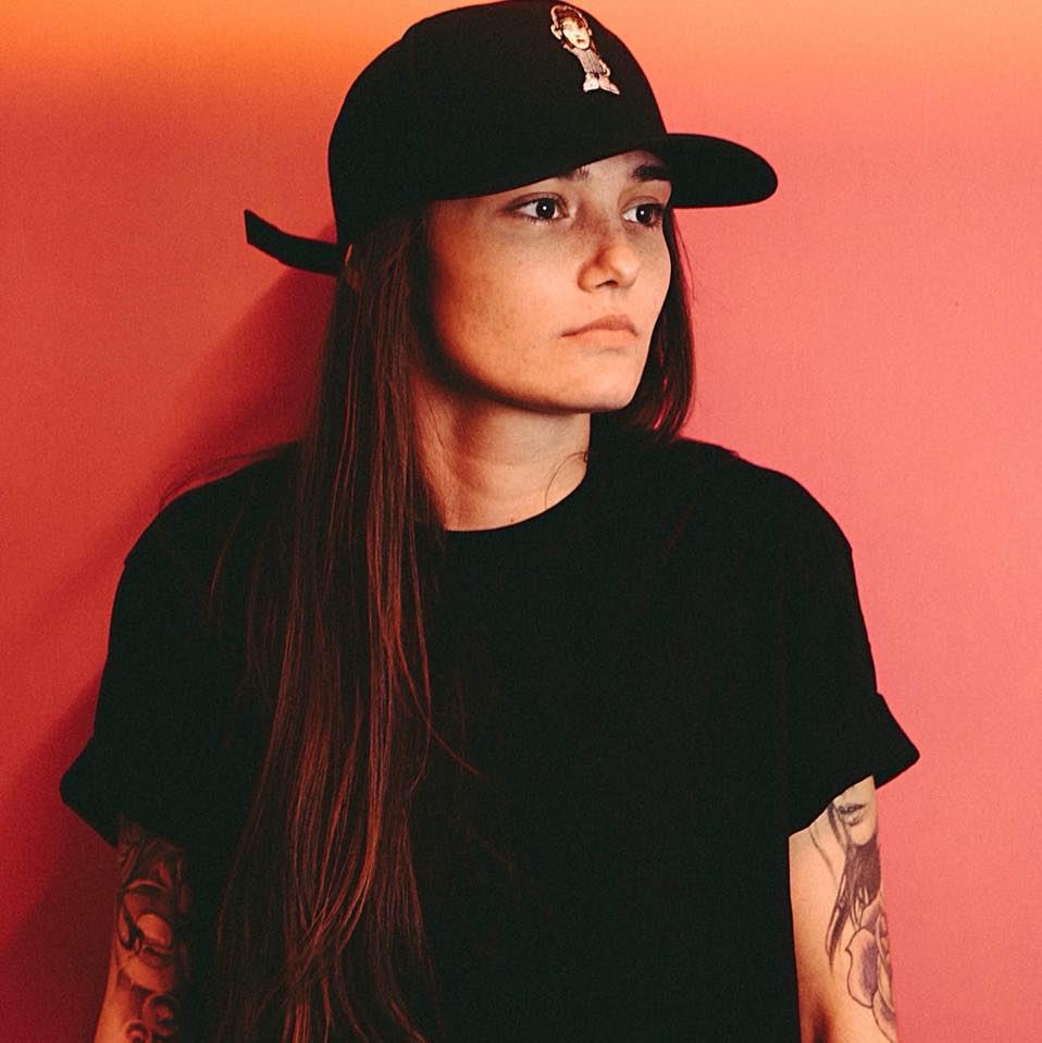 Fotografía promocional de Mollie Collins