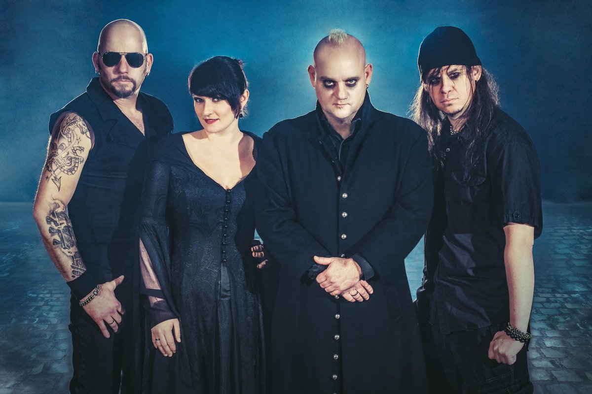 Promotional photograph of Mono Inc..