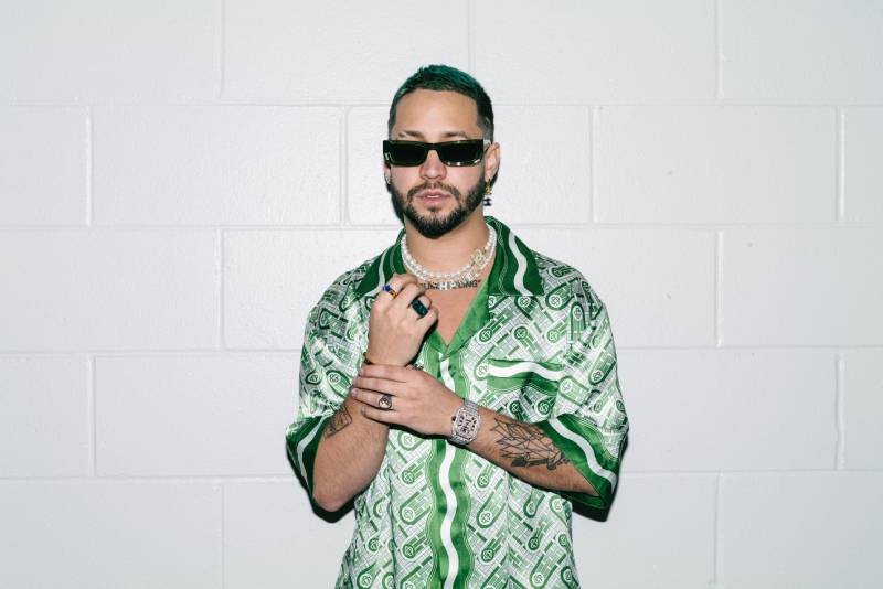 Fotografía promocional de Mora