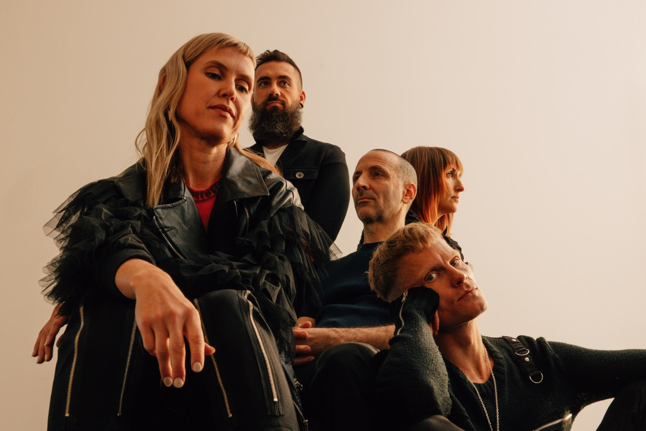 Fotografía promocional de Mother Mother