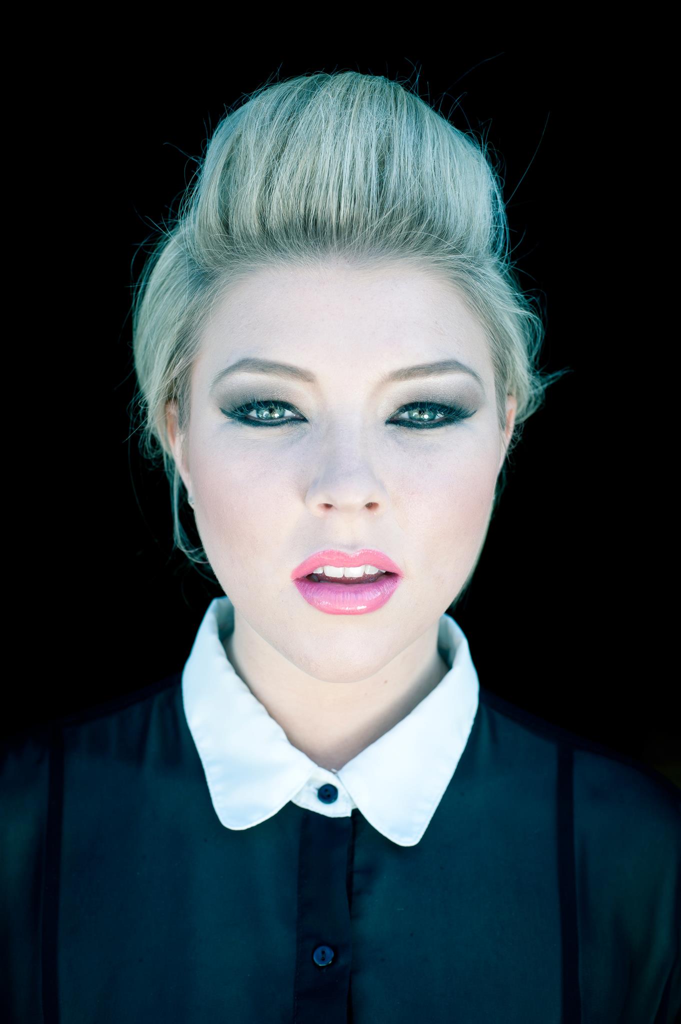 Promotional photograph of Moya.