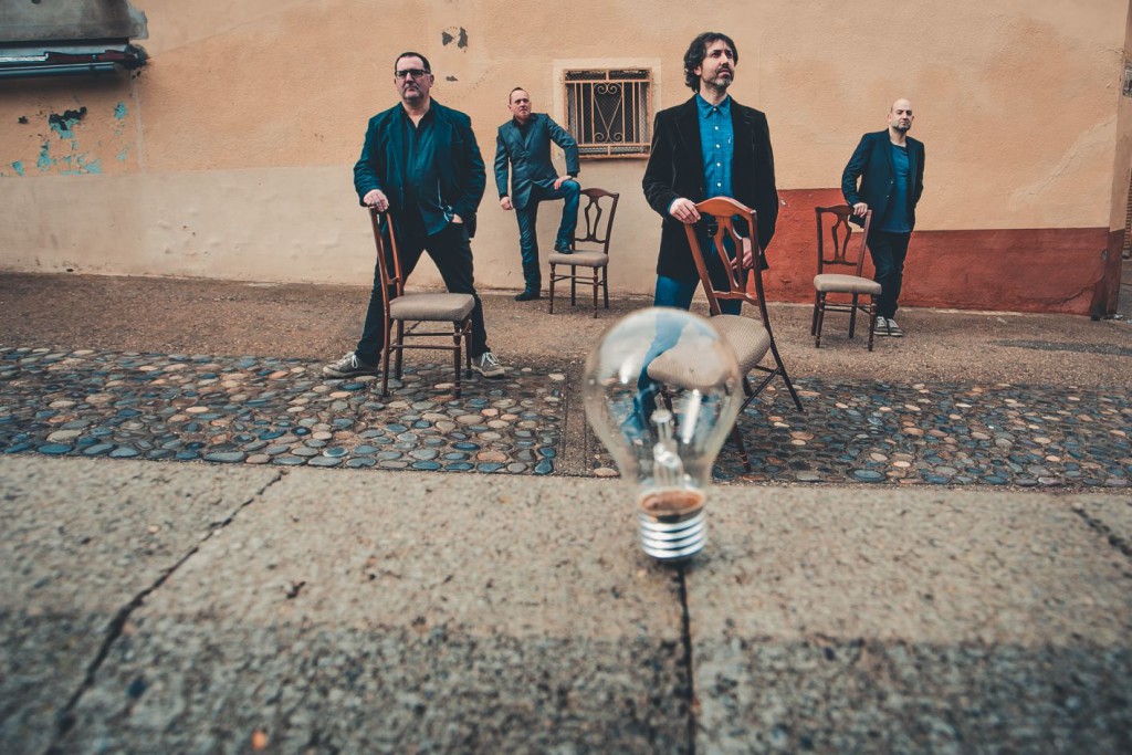 Fotografia promocional de Mr. Copperpot.
