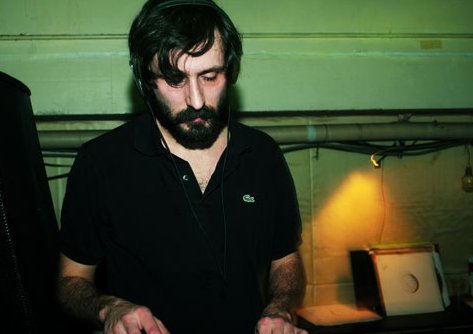 Fotografia promocional de Mr. Oizo.