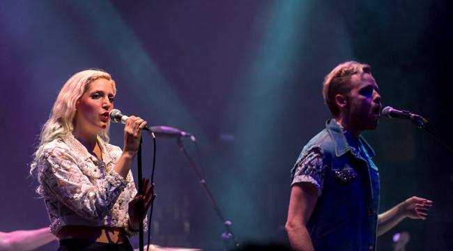 Fotografía promocional de MS MR