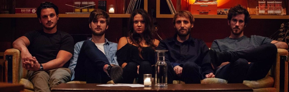 Promofoto von Concierto de Mt. Joy en Londres.