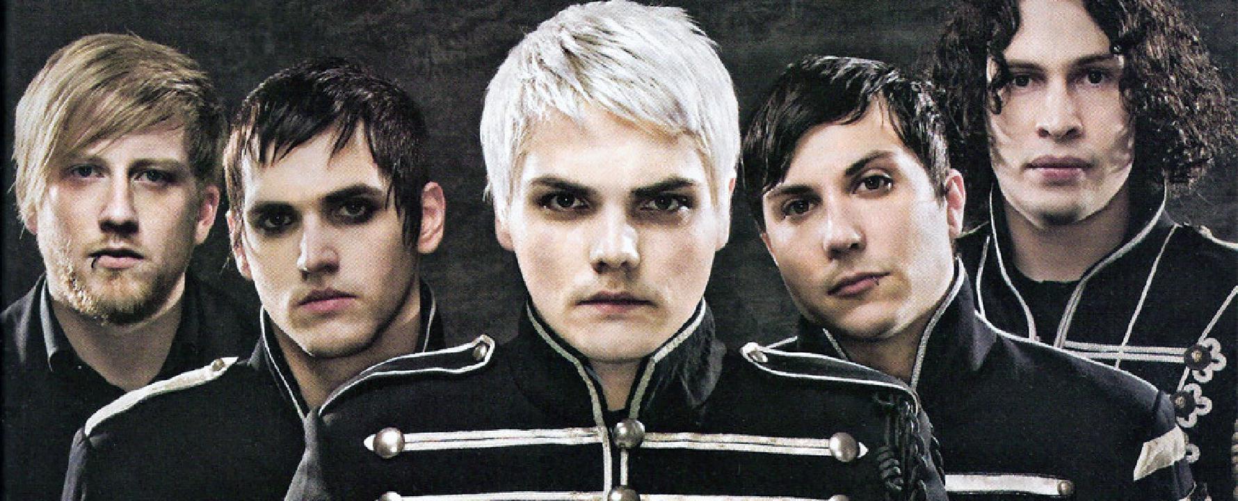 Promotional photograph of My Chemical Romance.