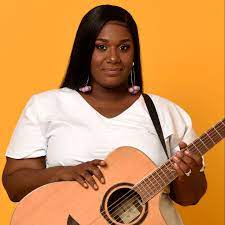 Fotografía promocional de Naomi Raine