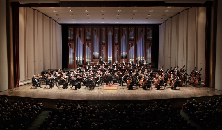 Promofoto von Concierto de Naples Philharmonic Orchestra en Naples.