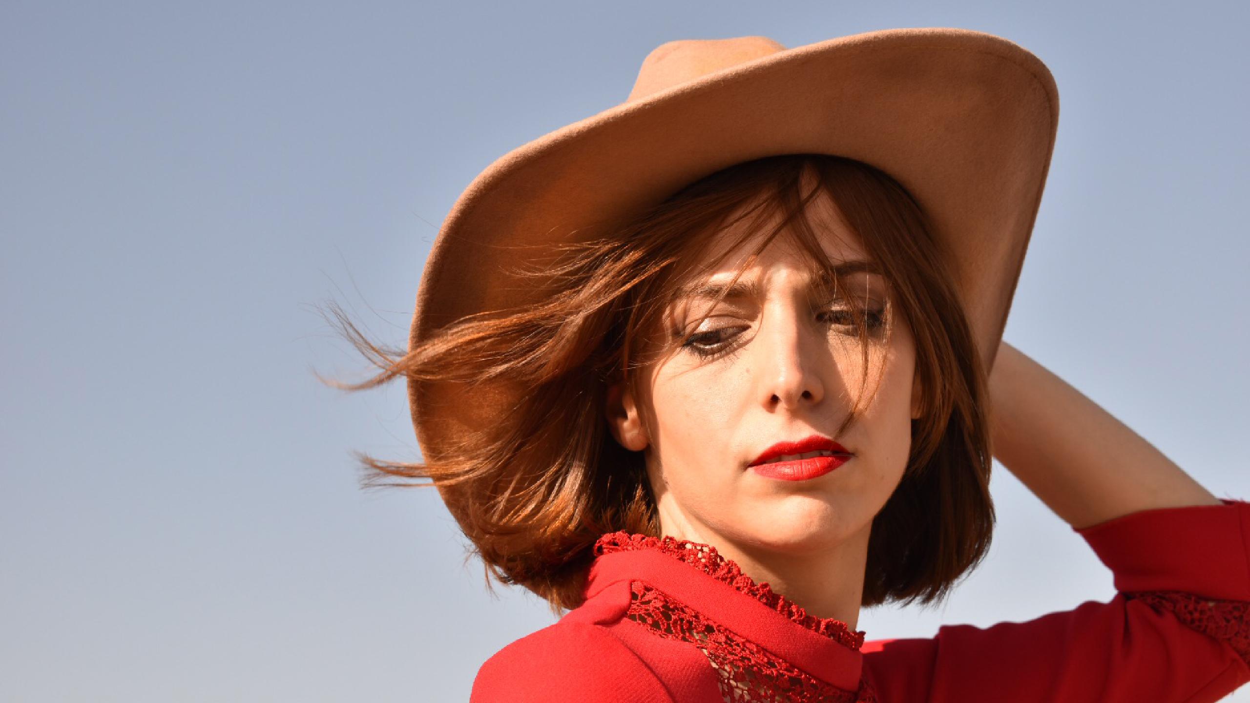 Nat Simons Tickets Fur 2020 2021 Tour Information Uber Konzerte Touren Und Karten Von Nat Simons In 2020 2021 Wegow Deutschland Her deeply soothing and invigorating voice is not only enough to draw you in, but will leave you feeling mesmerized. wegow