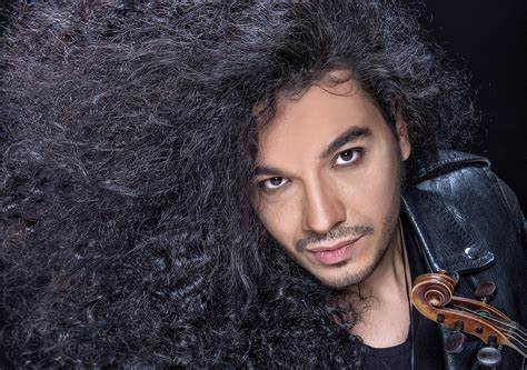 Fotografía promocional de Nemanja Radulovic