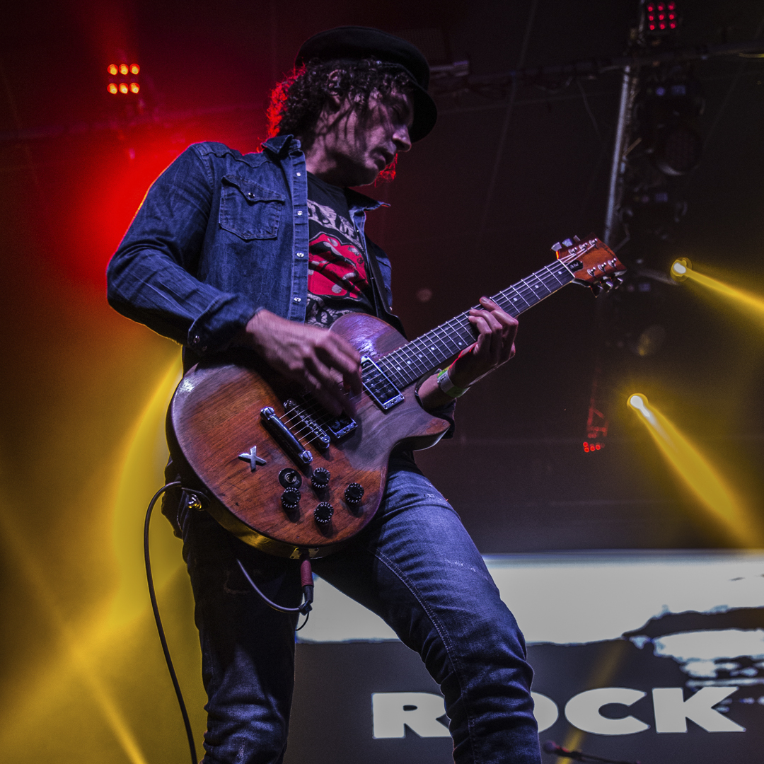 Fotografía promocional de Neon Collective Tributes